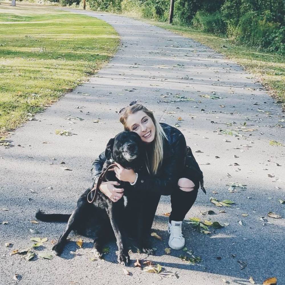 Meet your Posher, Abbey